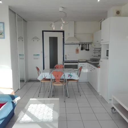 Les Sables-d'olonne, 2 Pieces, 3 Personnes - Fr-1-331-42 *